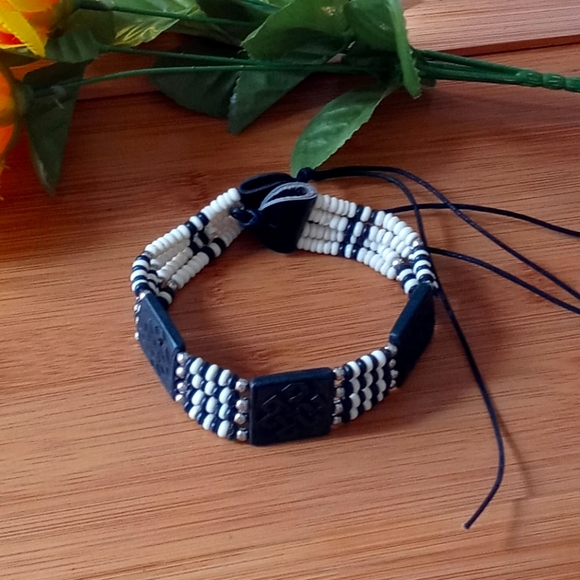 1PC Beautiful Bone Choker Necklace - Picture 3 of 6